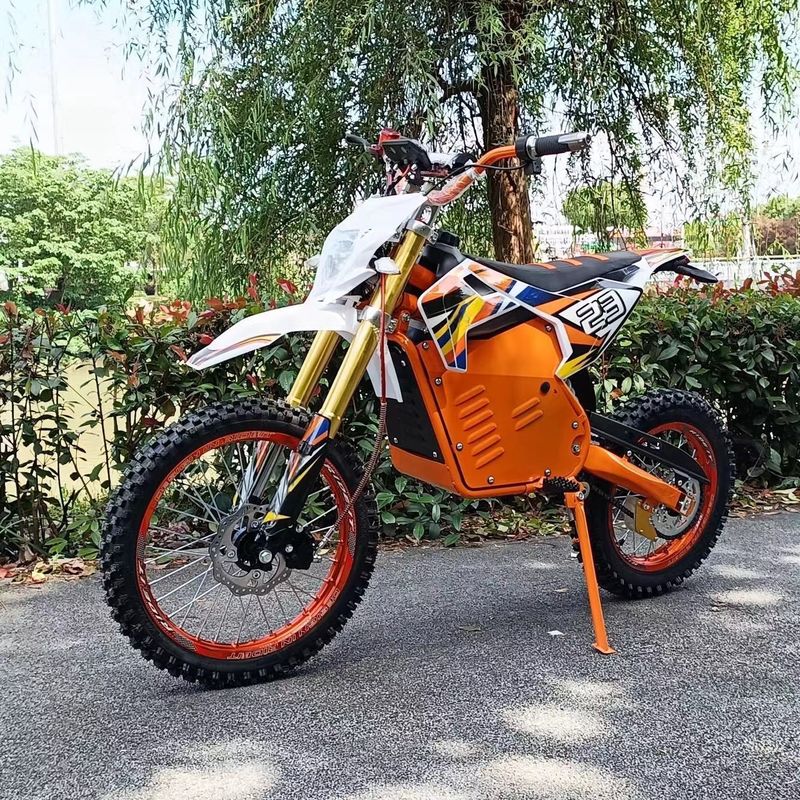 2000W High Speed Electric Motorcycle Manufactured in with Customized Color Choices